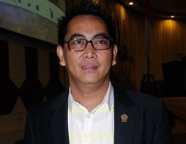 Komisi I Warning Mitra Kerja �Angin-Anginan�